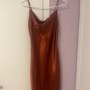 Cinnamon dress size 6